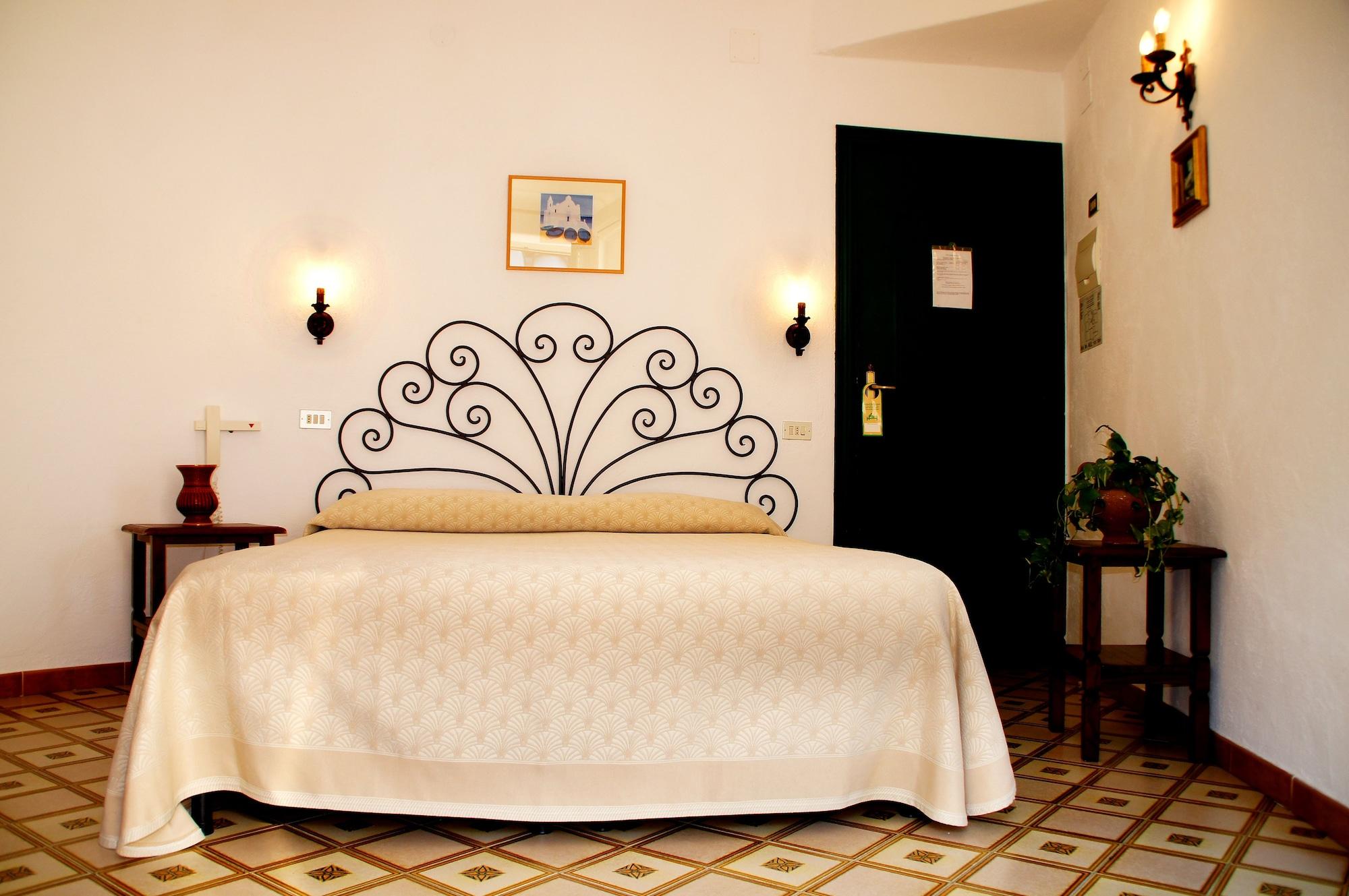 Hotel Don Pedro อีสเกีย ภายนอก รูปภาพ
