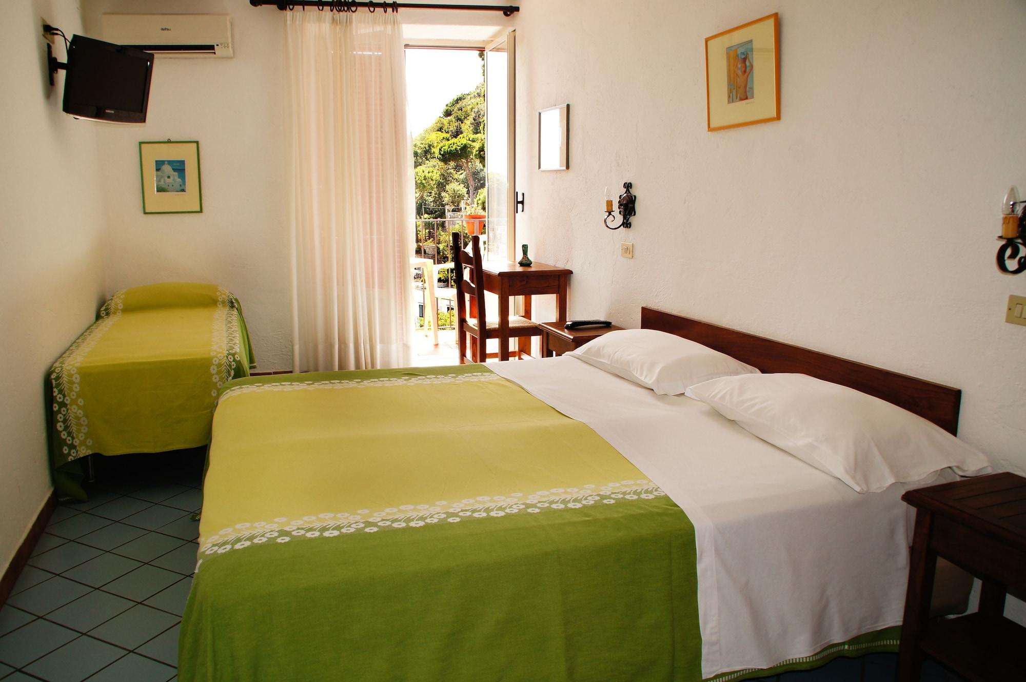 Hotel Don Pedro อีสเกีย ภายนอก รูปภาพ