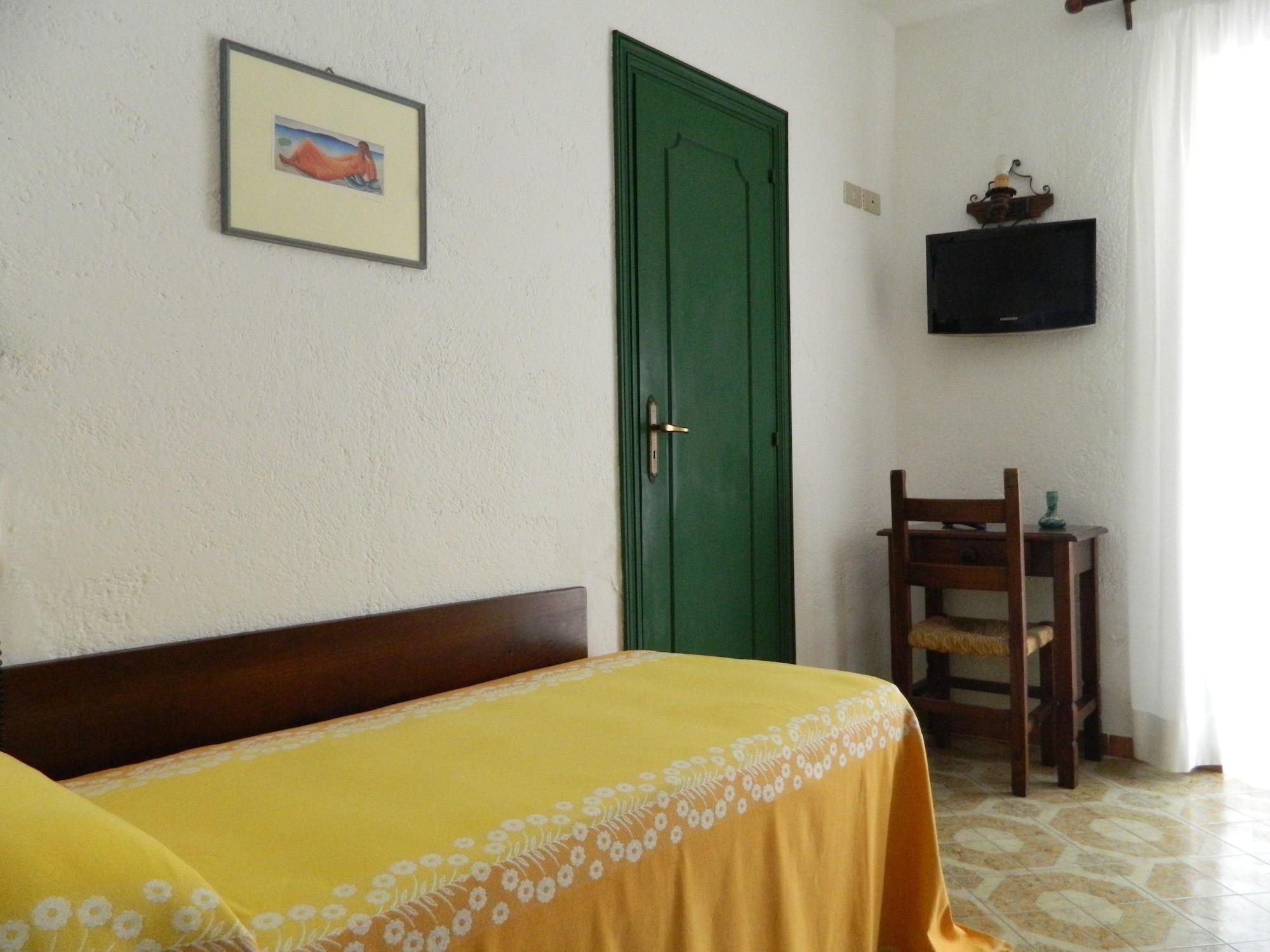 Hotel Don Pedro อีสเกีย ภายนอก รูปภาพ