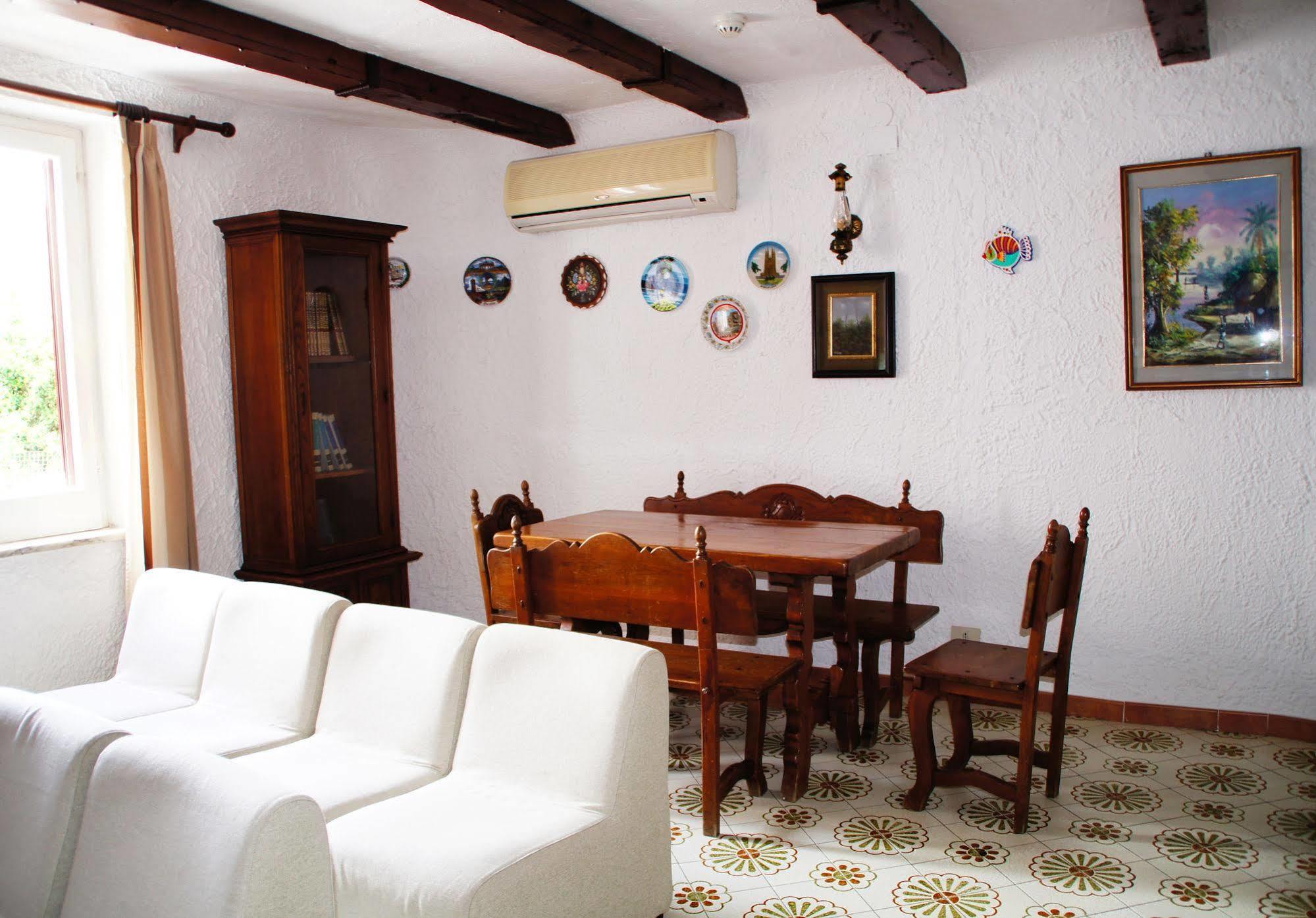 Hotel Don Pedro อีสเกีย ภายนอก รูปภาพ